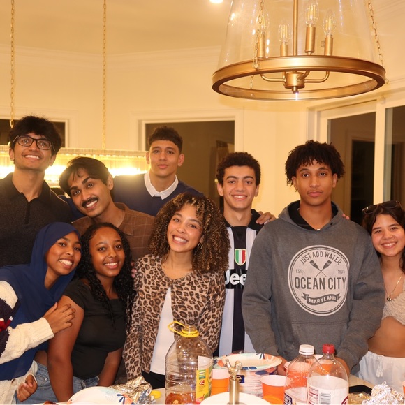 Meet your Posher, Sofia - Picture 5 of 5